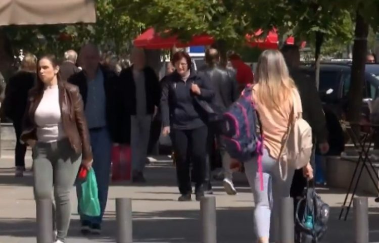 Qytetarët serbë kanë filluar ta zbatojnë rregulloren e BQK-së