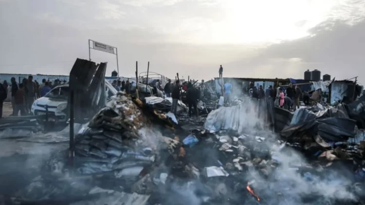 Shkaktoi m*sakra në foshnja e fëmijë të djegur, Izraeli sërish bombardime në Rafah! Këshilli i Sigurimit i OKB-së mban një mbledhje urgjente
