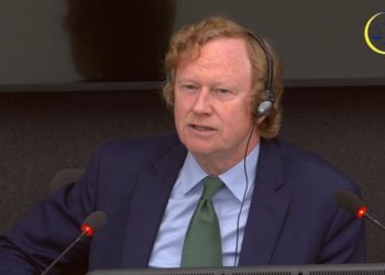 Në Hagë e vazhdon dëshminë diplomati austriak