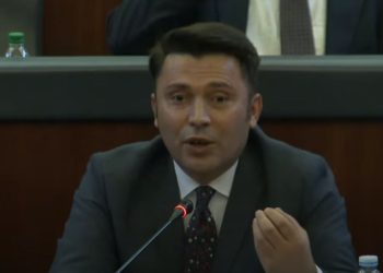 Rrustemi: Opozita kur ishte në qeveri ishin ‘hajna klasik’