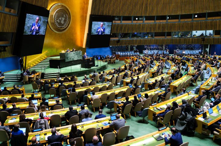 OKB-ja miraton rezolutën që i bën thirrje Këshillit të Sigurimit të rishqyrtojë anëtarësimin e Palestinës në OKB