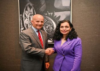 Osmani takon kongresistin Self, e falënderon për mbështetje ndaj Kosovës