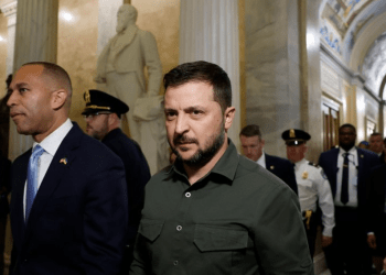 ‘SHBA mund të çojë trupa në Ukrainë’! Deklarata befasuese e kongresmenit demokrat Jeffries