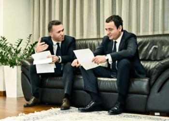 Këshilltari i Kurtit: Momenti është tani që Shqipëria ta ndihmojë Kosovën