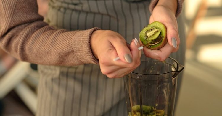 Çfarë ndodh me trupin nëse hamë kivi çdo ditë?