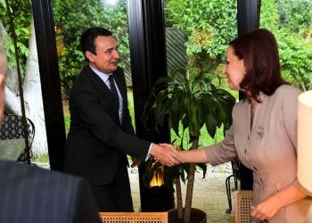 Kurti takon partnerët e koalicionit nga komunitetet joshumicë, diskutojnë edhe për zgjedhjet
