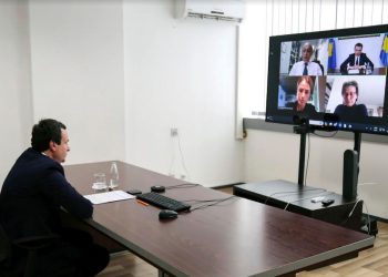 Kurti bashkëbisedon virtualisht me ish-presidenten e Zvicrës, i shpreh mirënjohje për mbështetje