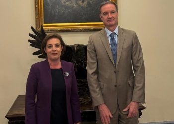 Gërvalla takon Drejtorin për Evropën në Këshillin e Sigurisë Kombëtare, flasin për sfidat rajonale e nevojën për bashkëpunim me ShBA-në