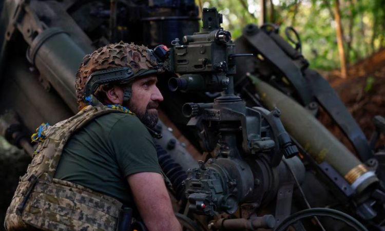 Ukraina përpiqet të mbajë frontin lindor teksa rusët avancojnë në qytete
