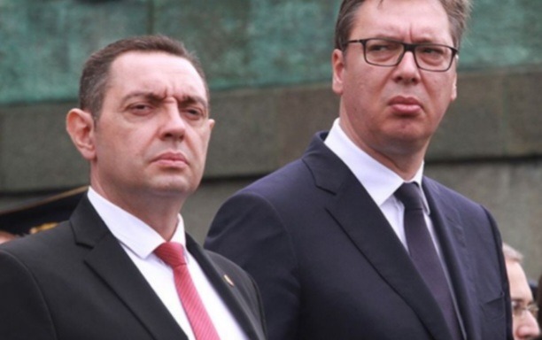 Ambasada amerikane në Beograd: Vulin dhe Popoviq mbeten nën sanksione, qëndrimi amerikan dihet