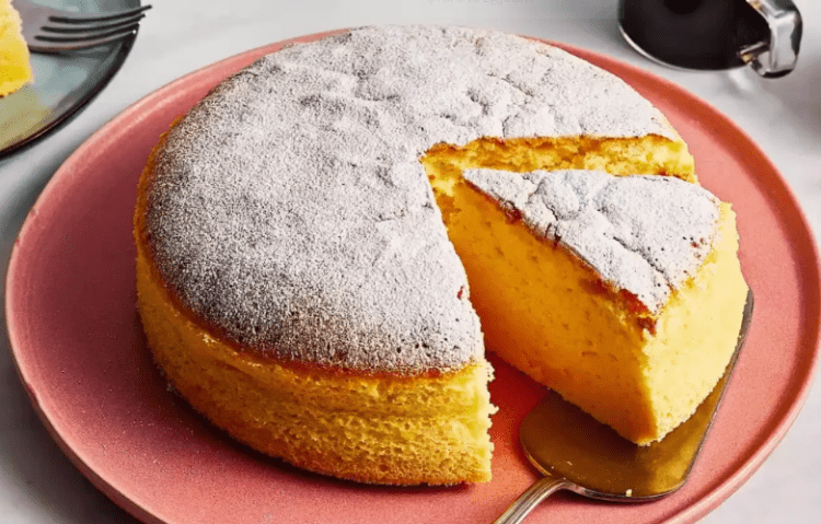 Torta e pambuktë sipas recetës japoneze