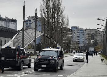 KFOR-i: Çdo vendim rreth urës mbi Ibër të merret në kuadër të dialogut