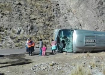 Aksident tragjik në Peru, autobusi bie nga shkëmbi, 16 pasagjerë humbin jetën (Video)
