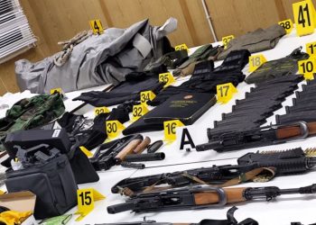 Armë, municion, eksploziv, uniforma serbe e shokë bomba, krejt çka gjeti dje policia në veri