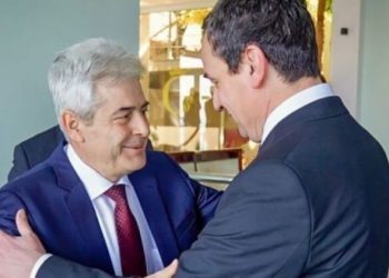 Ali Ahmeti e tradhtoi kauzën e luftës kundër “ndërhyrjes së zotit Kurti” në zgjedhjet maqedonase!