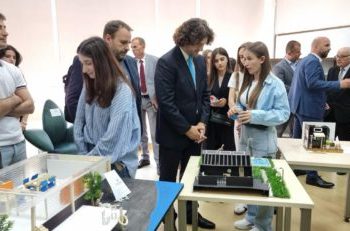 Universiteti i Shkencave të Aplikuara në Ferizaj (UShAF), hapi ekspozitën e tetë me radhë “Profesionistët e së Ardhmes”