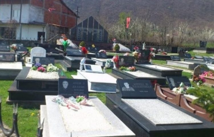 26 vjet nga ma*sakra në Lybeniq