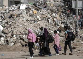 OKB-ja: Sulmet izraelite detyrojnë ikjen e 110.000 palestinezëve nga Rafah