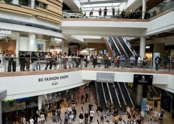 Influencerja gjermane me 230 mijë ndjekës, hajdute rrobash(!)