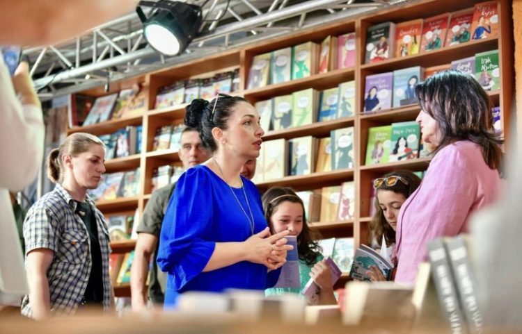 Presidentja Osmani thotë se nuk ka teknologji që zëvendëson librin