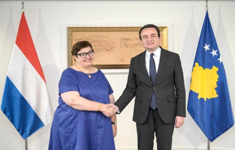 Kurti në takim me ambasadoren Lobbezoo, e falënderon për mbështetje