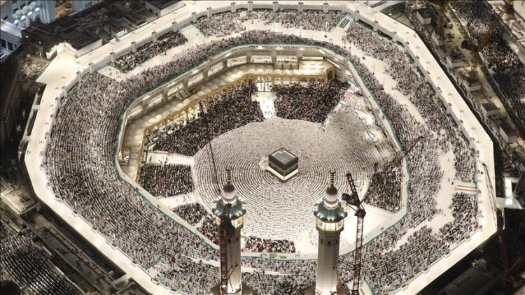 Imami i Qabes lutet për “Palestinën dhe Mesxhid Al-Aksanë” në hutben e Bajramit