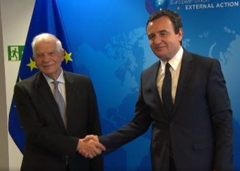 Borrell përfundon takimet e ndara me Kurtin e Vuçiqin