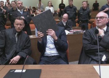 Komploti në Gjermani! Fillon gjyqi ndaj grupit që do rrëmbente kancelarin Olaf Scholz