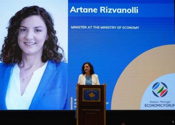 Ministrja Rizvanolli në Forumin Ekonomik Kosovë-Portugali, prezanton projektet e mëdha energjetike të vendit