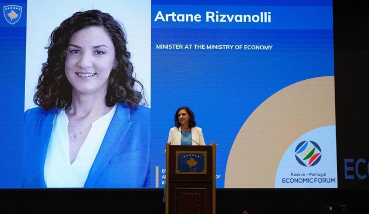 Ministrja Rizvanolli në Forumin Ekonomik Kosovë-Portugali, prezanton projektet e mëdha energjetike të vendit