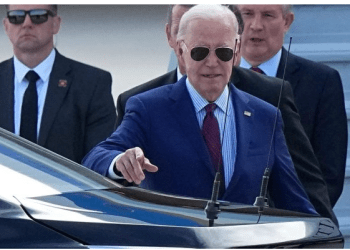 Parisi i ‘paralizuar’ për vizitën e Bidenit