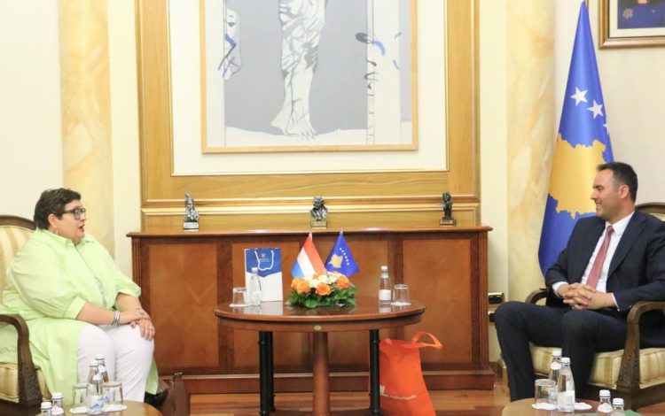 Konjufca priti në takim lamtumirës ambasadoren e Holandës në Kosovë