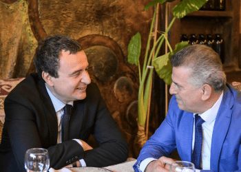 Kryeministri Kurti drekon me Shaban Tërstenën, flasin për arritjet e tij historike, Lojërat Mesdhetare dhe librin e tij