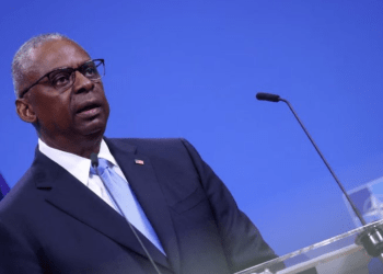 Një vit heshtje, shefi i Pentagonit, telefonatë me ministrin rus të Mbrojtjes