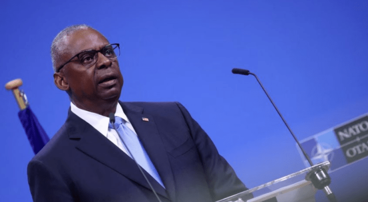 Një vit heshtje, shefi i Pentagonit, telefonatë me ministrin rus të Mbrojtjes