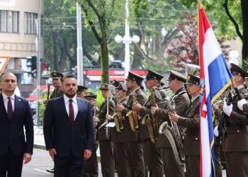 Maqedonci në Zagreb për bashkëpunim ushtarak me Kroacinë, zv/kryeministri kroat: Mbështetje qind për qind për Kosovën