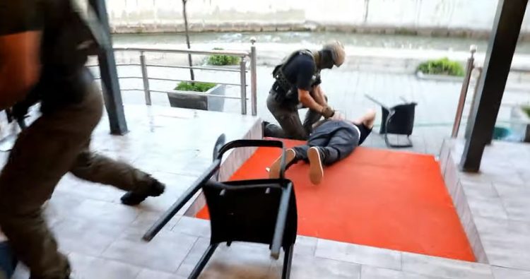 Aksioni kundër fajdesë, shkon në pesë numri i të arrestuarve – publikohen pamjet nga aksioni