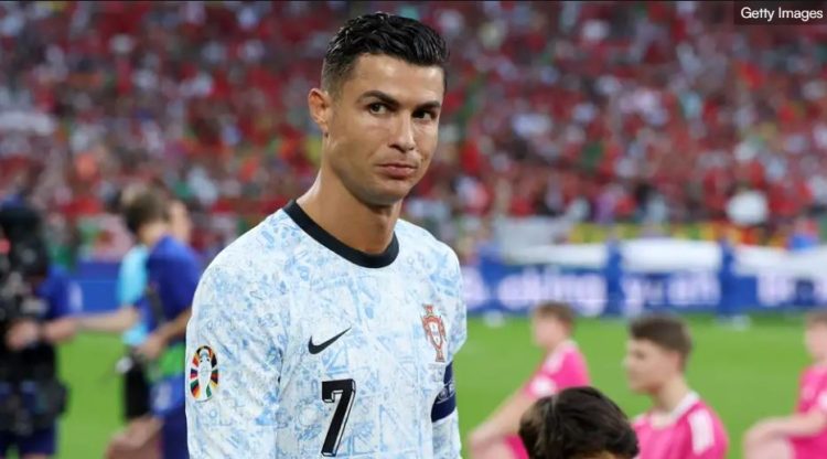 “Dyshuesit e tij nga fazat e grupeve e kanë gabim”: Enrique mbështet Ronaldon për të heshtur kritikët