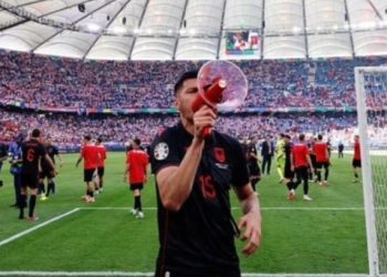 Dënimi i Dakut me dy ndeshje, Silvinjo refuzon të komentojë, Gjimshiti: Bëri gabim!