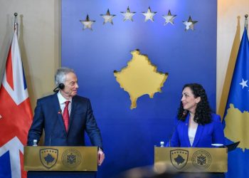 Blair i shkruan letër falënderimi Osmanit: Miqësia me popullin e Kosovës zë një vend të çmuar në zemrën time