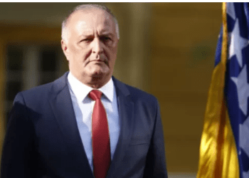 Mediat e Vuçiqit në ‘aksion’, kundrejt ministrit të mbrojtjes së BeH-së