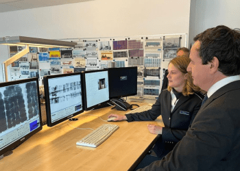 Kryeministri i Kosovës, Albin Kurti viziton Portin e Hamburgut