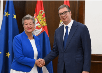 Para takimit me Kurtin, Vuçiq flet për dialogun me eurokomisioneres Johansson