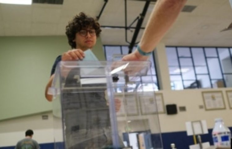 Franca mban zgjedhjet parlamentare