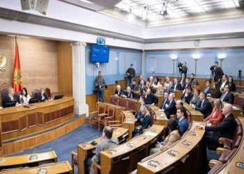 Parlamenti i Malit të Zi miraton rezolutën për Jasenovcin, Kroacia reagon