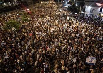 Mijëra izraelitë protestojnë kundër qeverisë së Netanyahut, kërkojnë shkëmbim të të burgosurve