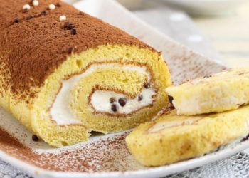 Role e mbushur me krem, ëmbëlsirë me shije delikate