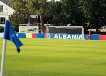 Stërvitja e parë e Kombëtares shqiptare në Gjermani, një lojtar me probleme