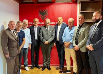 Zëvendësministri Syla gjatë vizitës zyrtare në Kroaci, takohet me bashkatdhetarë