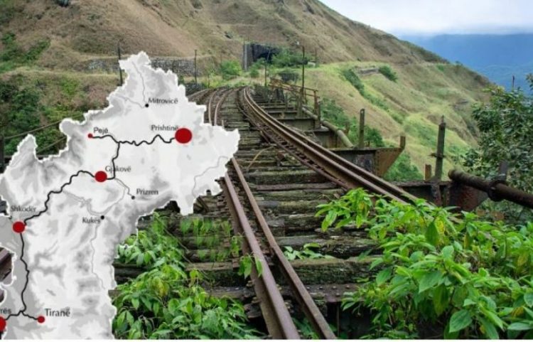 Ekonomistët: Ndërtimi i hekurudhës me Shqipërinë, sjell zhvillim ekonomik